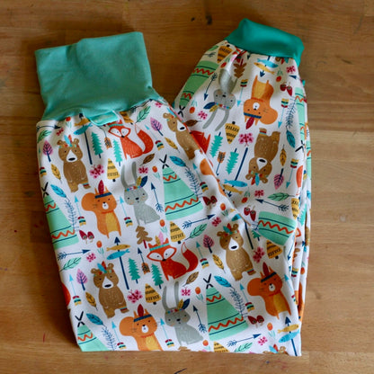 Pantalon softshell blanc à motifs animaux pour le camping