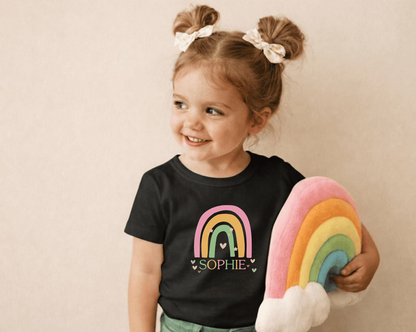 Kinder T-Shirt Regenbogen – Mit Namen personalisierbar