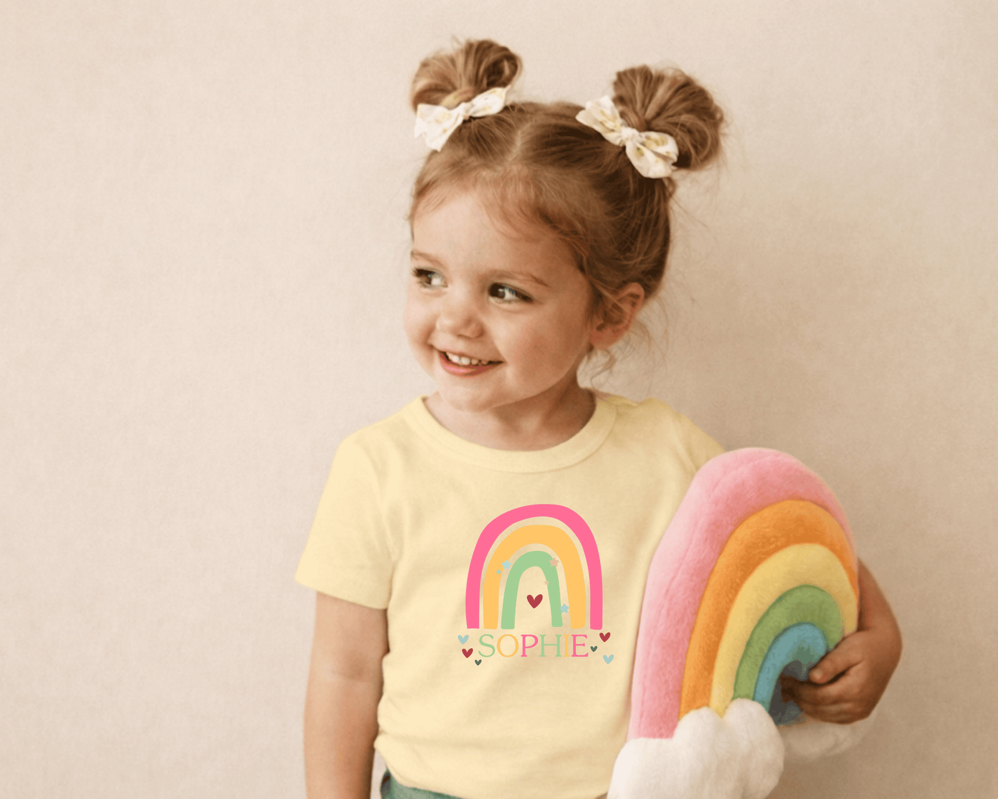 Kinder T-Shirt Regenbogen – Mit Namen personalisierbar