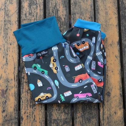 Pantalon softshell disponible sur demande (délai de livraison : 10 à 12 semaines)
