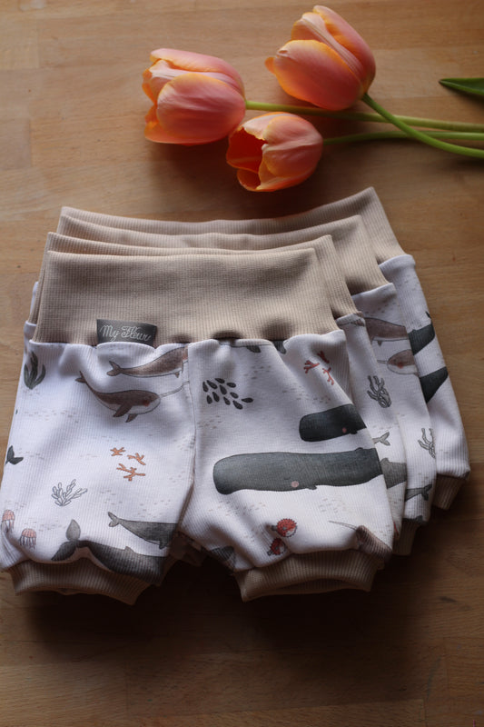Handmade Pumpkurzhose Wale