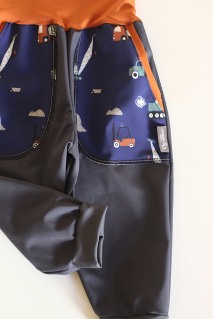 Black softshell trousers, petrol foxes