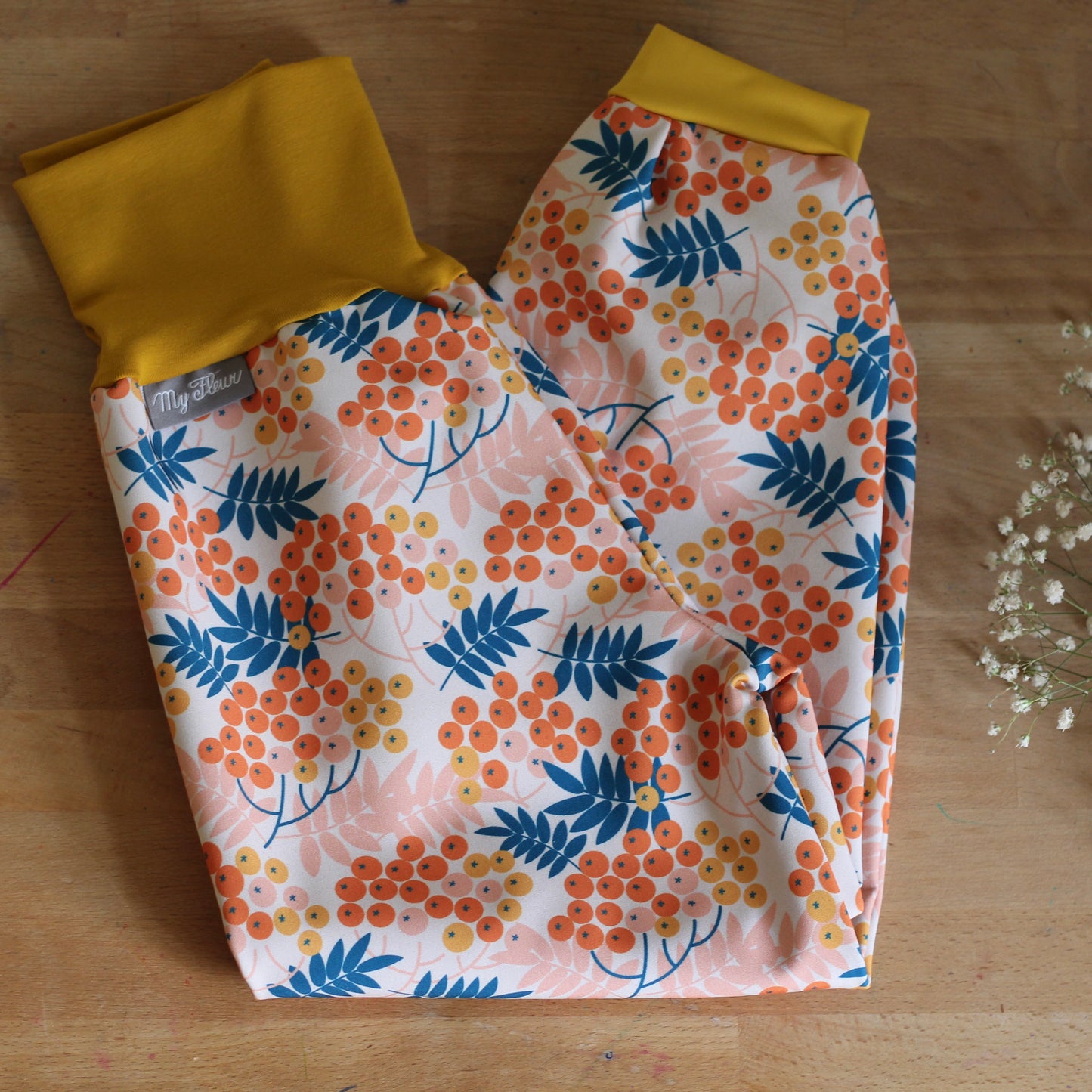 Pantalon softshell, couleur mûre, jaune