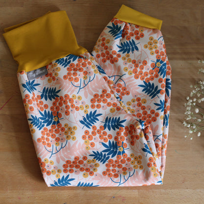 Pantalon softshell disponible sur demande (délai de livraison : 10 à 12 semaines)