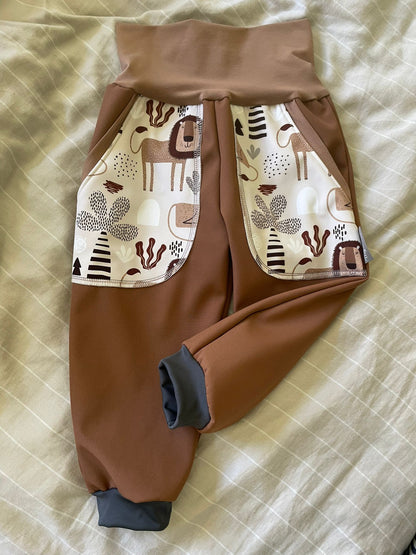 Pantalon softshell marron, lions