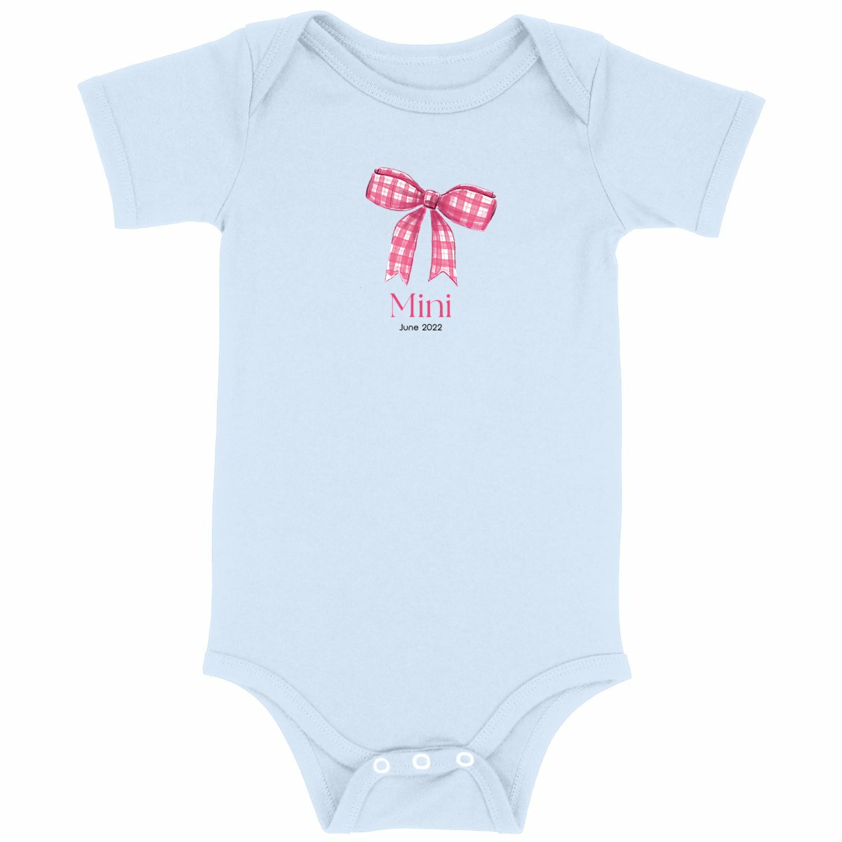 Baby Bodysuit mit rosa-karrierter Schleife – Mini & Me - vorderseite_blau
