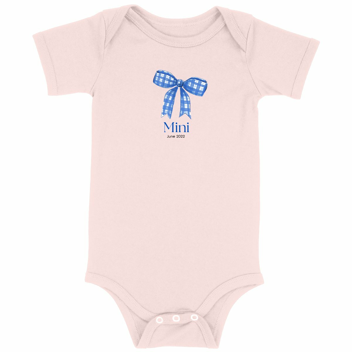 Baby Bodysuit mit blau-karrierter Schleife – Mini & Me - vorderseite_rosa