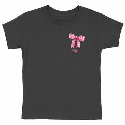 Kinder-T-Shirt, Personalisierbar Mini und Me mit Schleife rosa| 100% Bio-Baumwolle G.O.T.S - vorderseite_schwarz